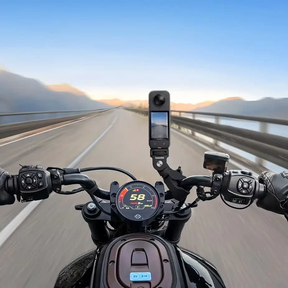 insta360 X4 à moto