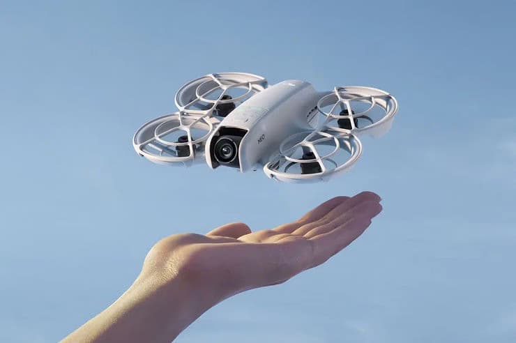DJI Neo