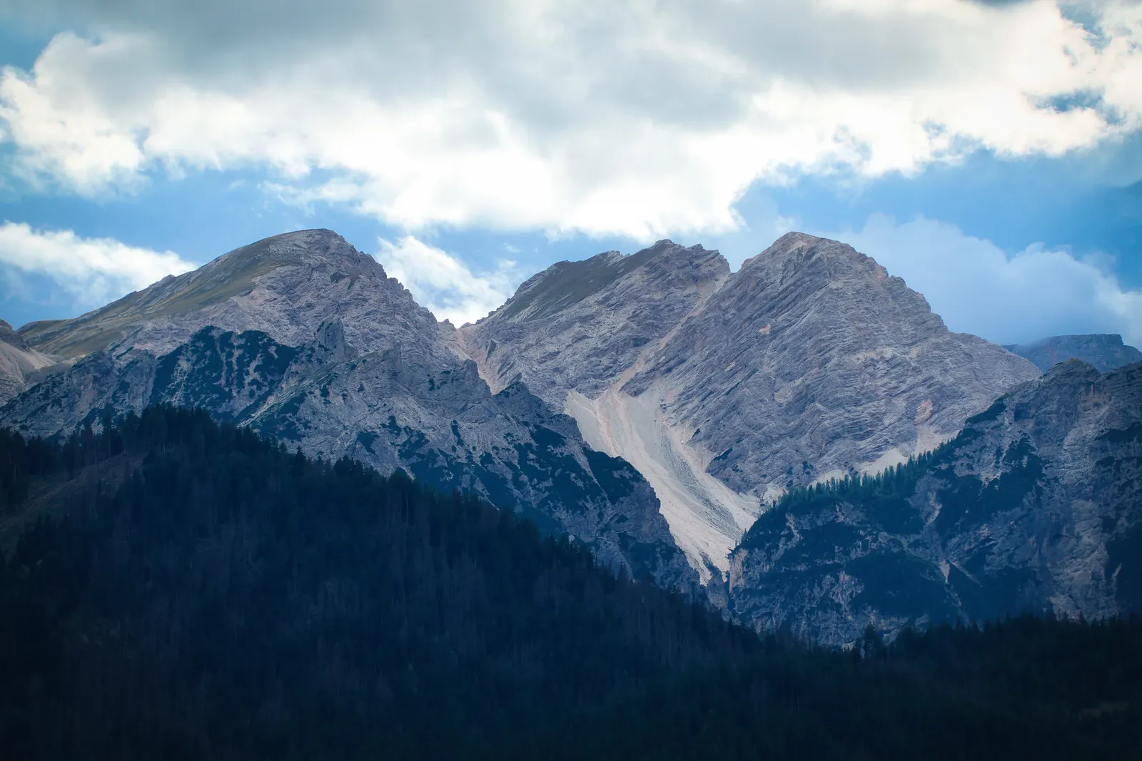 Paysage des Dolomites illustrant la composition en photo de paysage